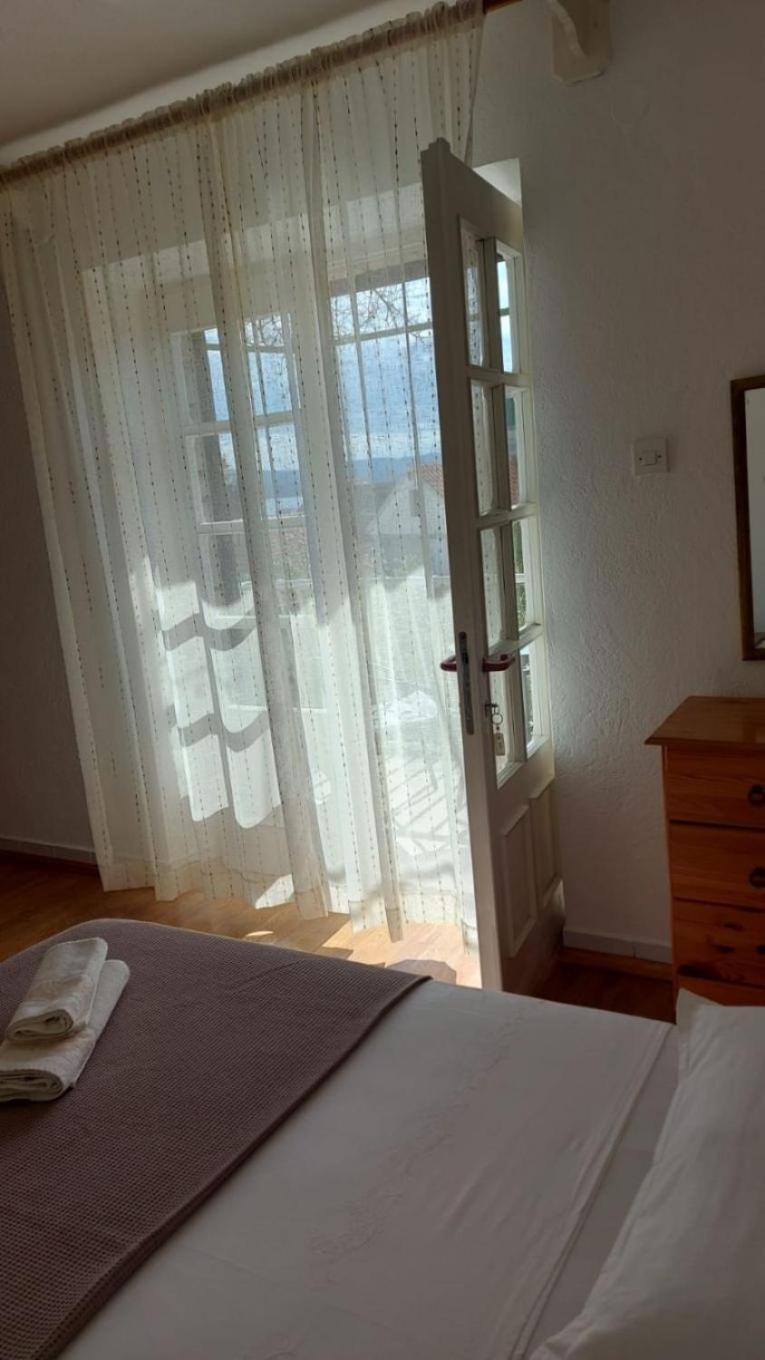Apartment Brane Bol Dış mekan fotoğraf