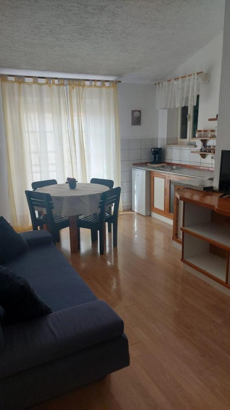 Apartment Brane Bol Dış mekan fotoğraf